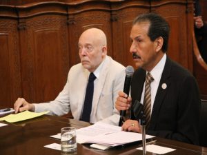 Dr. Octavio Obregón con Rector BUAP