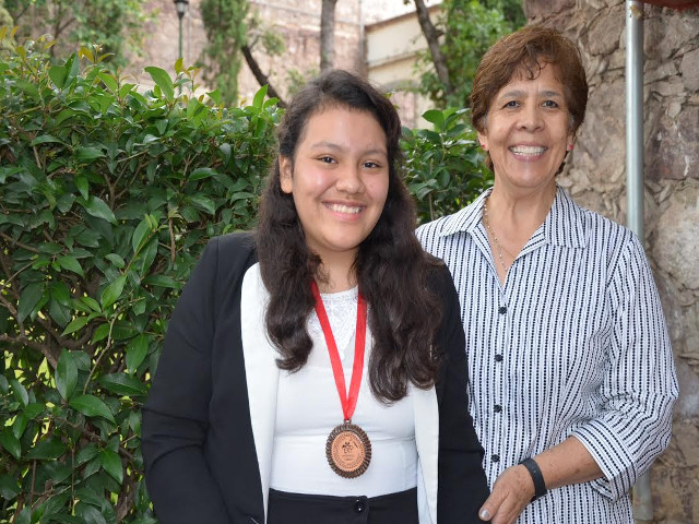 Yaret Valeria Rodríguez Aguilar y Mtra. Maria del Carmen Rodríguez