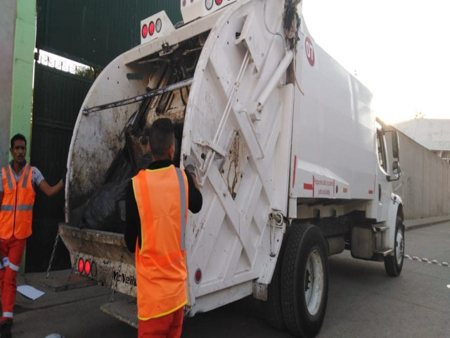 limpia silao camion