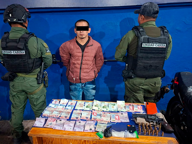 DETENIDO CON ARMA Y DROGAS