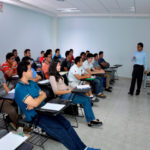 profesor dando clases