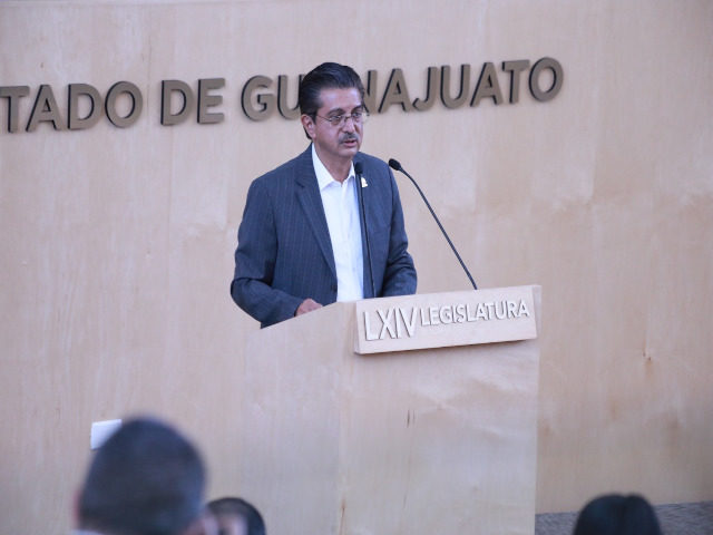 Diputado Guadalupe Vera