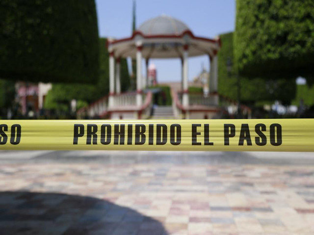 prohibido paso silao
