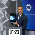 Alejandro Navarro en el debate 2