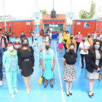 BENEFICIAN A MUJERES