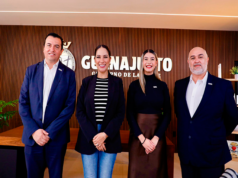 Anuncia la Gobernadora 2 mil becas para mujeres en la UVEG