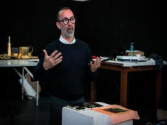 Comparte Patrizio Travagli su técnica artística con guanajuatenses en el taller The Golden Touch
