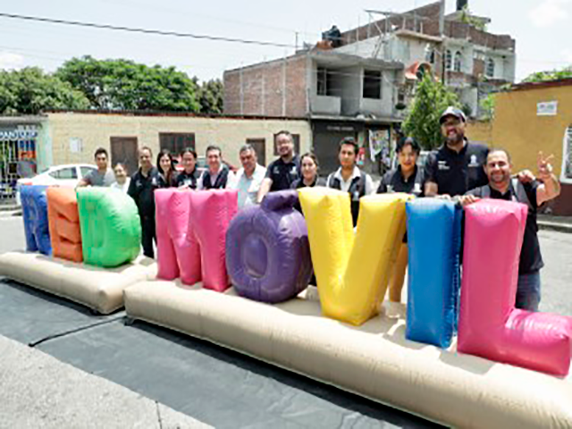 ENTREGA DIF APOYOS
