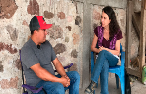 Visita Gobierno de la Gente a Migrante de Santa Catarina deportado junto con su hijo